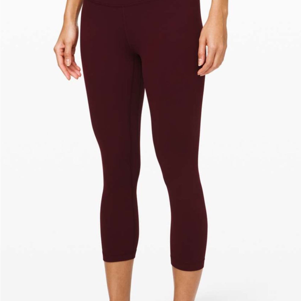 NWOT - lululemon 21” align leggings